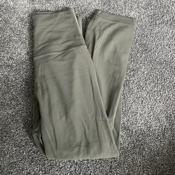 Lululemon leggings - Picture 1 of 3
